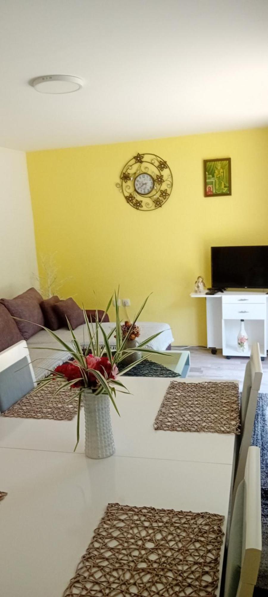 Apartment Romansa *